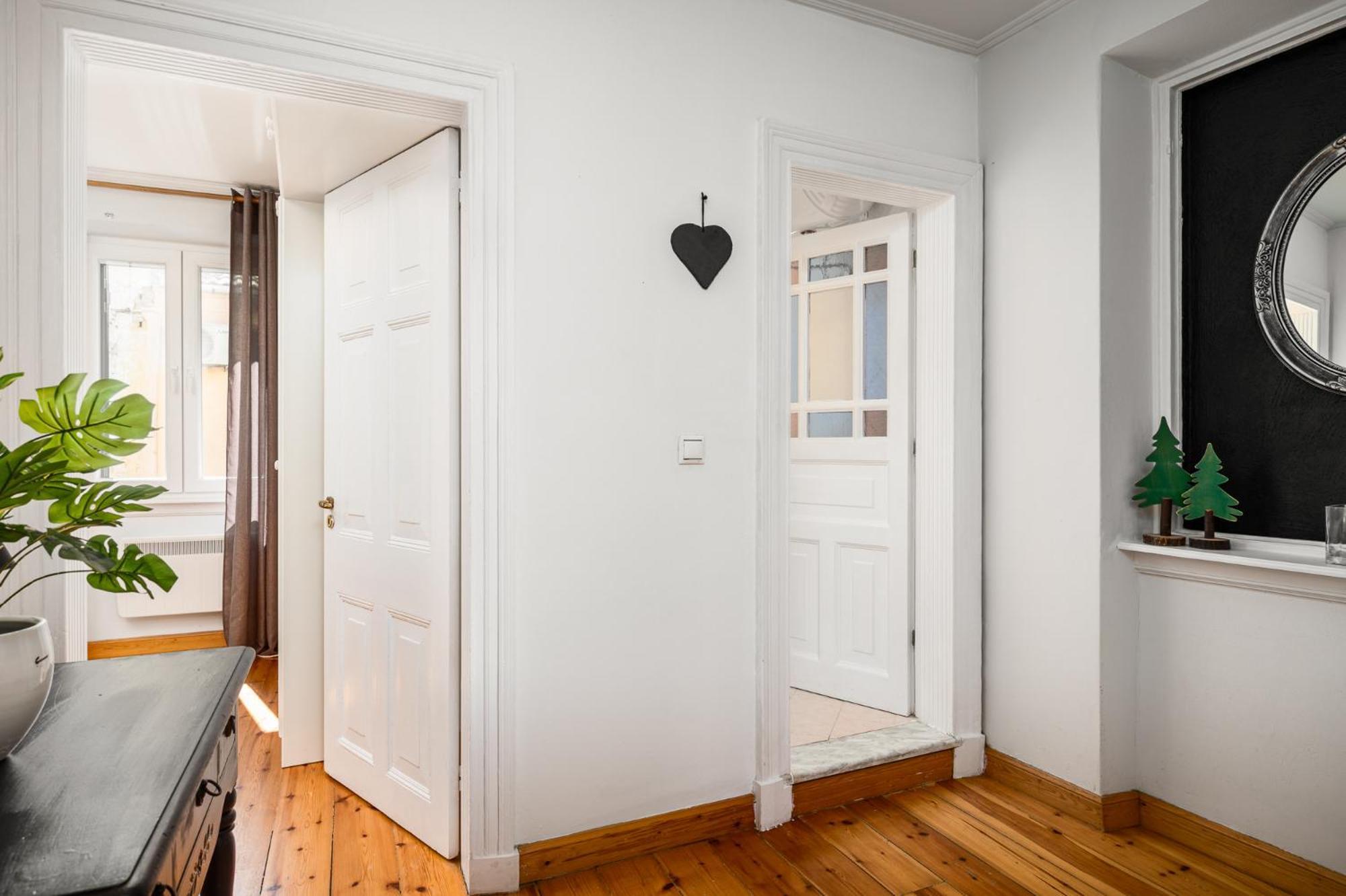 Laval Apartment Mantouki 외부 사진